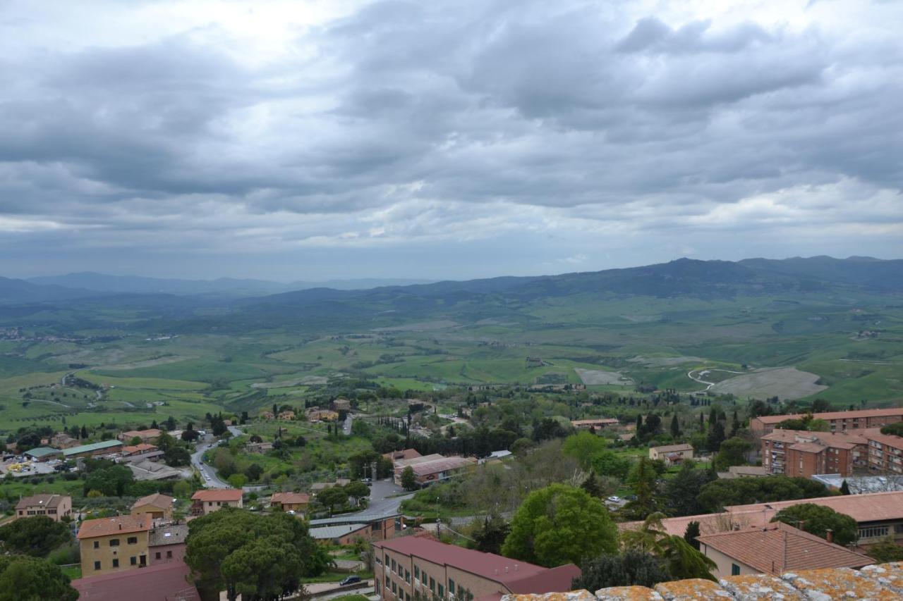 Appartement Il Nido Dei Priori à Volterra Extérieur photo