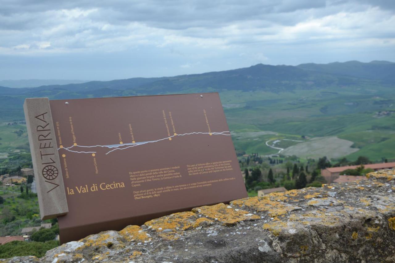 Appartement Il Nido Dei Priori à Volterra Extérieur photo