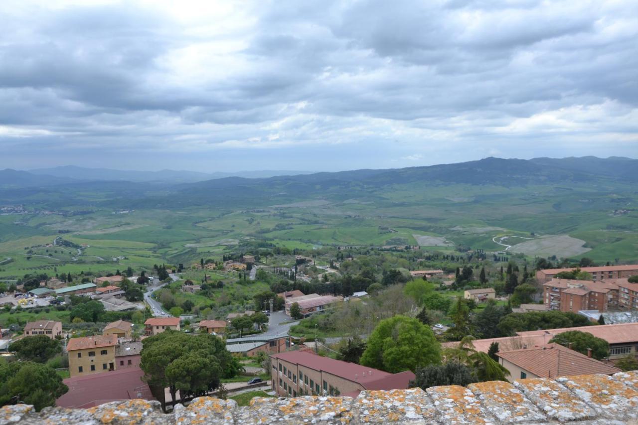 Appartement Il Nido Dei Priori à Volterra Extérieur photo