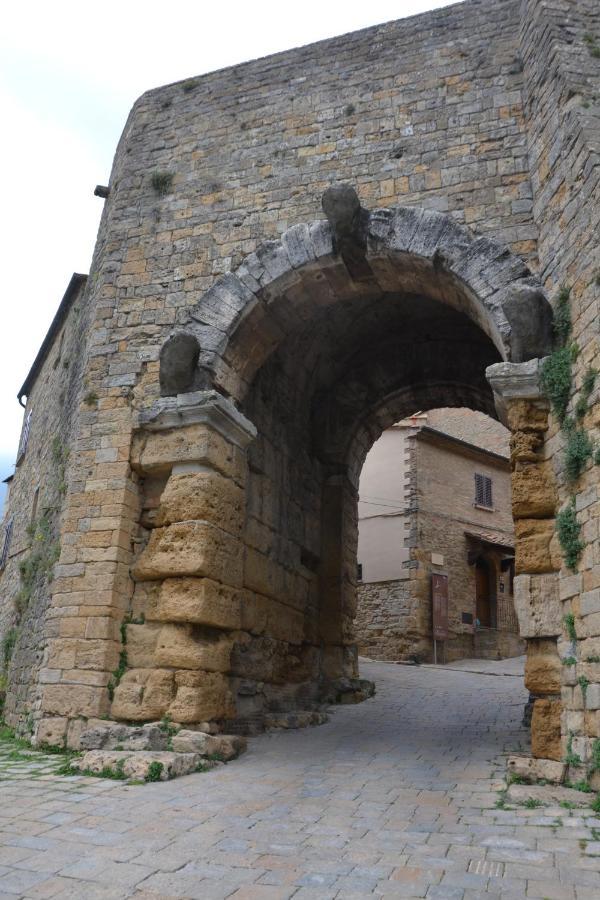 Appartement Il Nido Dei Priori à Volterra Extérieur photo