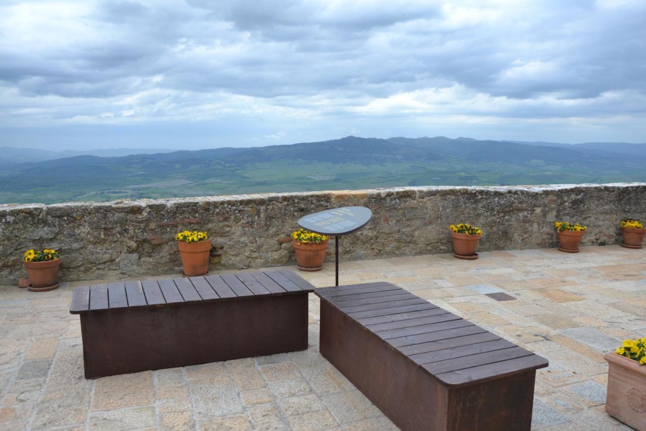 Appartement Il Nido Dei Priori à Volterra Extérieur photo